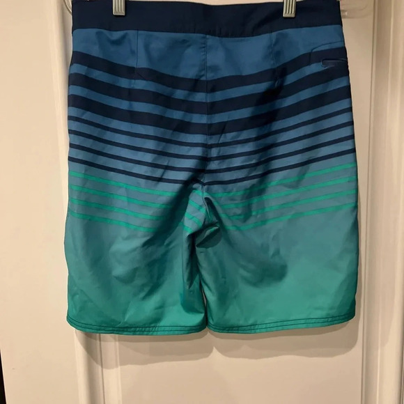 Vineyard Vines Board Short - Picture 2 of 5
